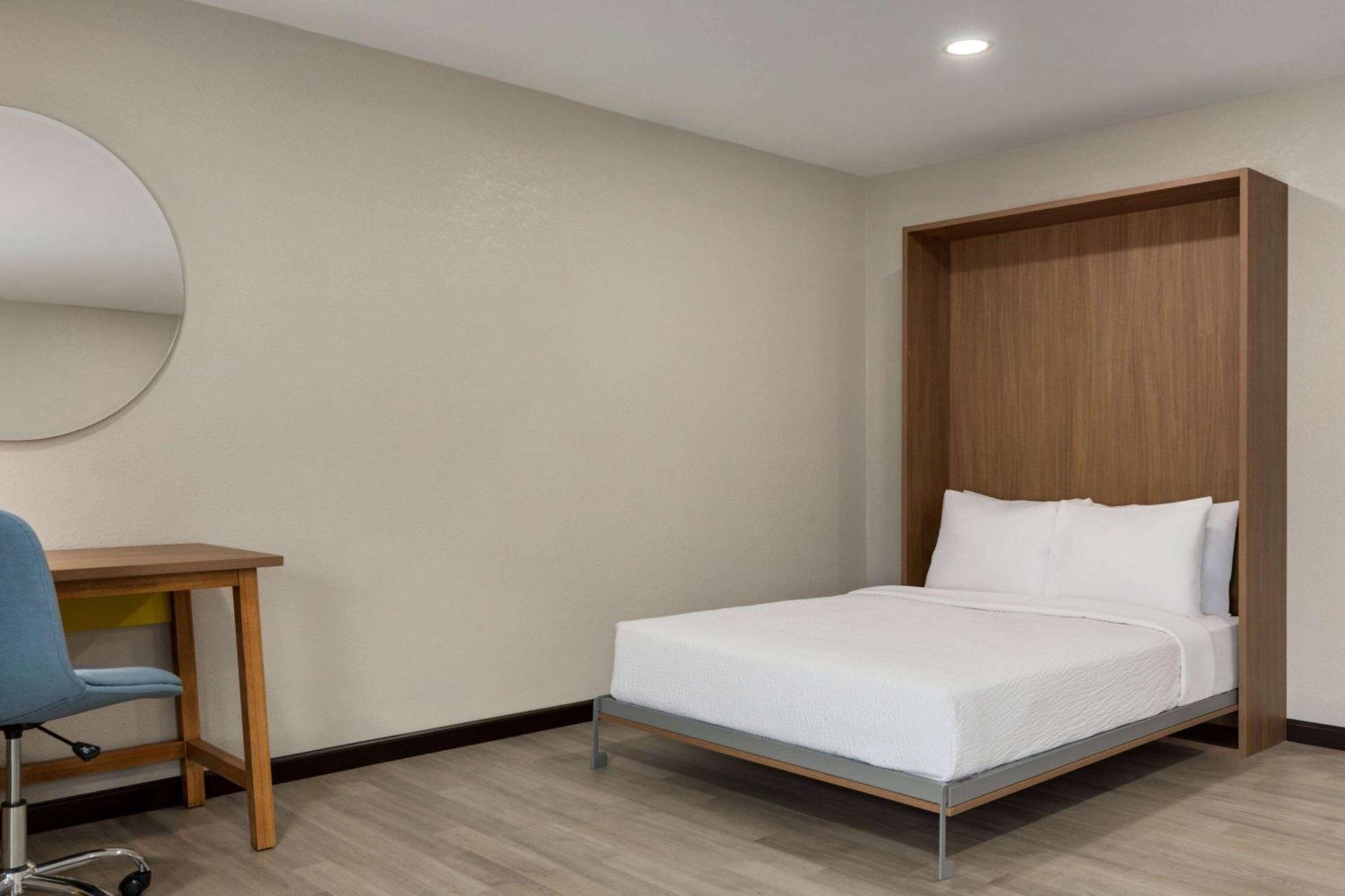 Days Inn By Wyndham Hillsboro Dış mekan fotoğraf