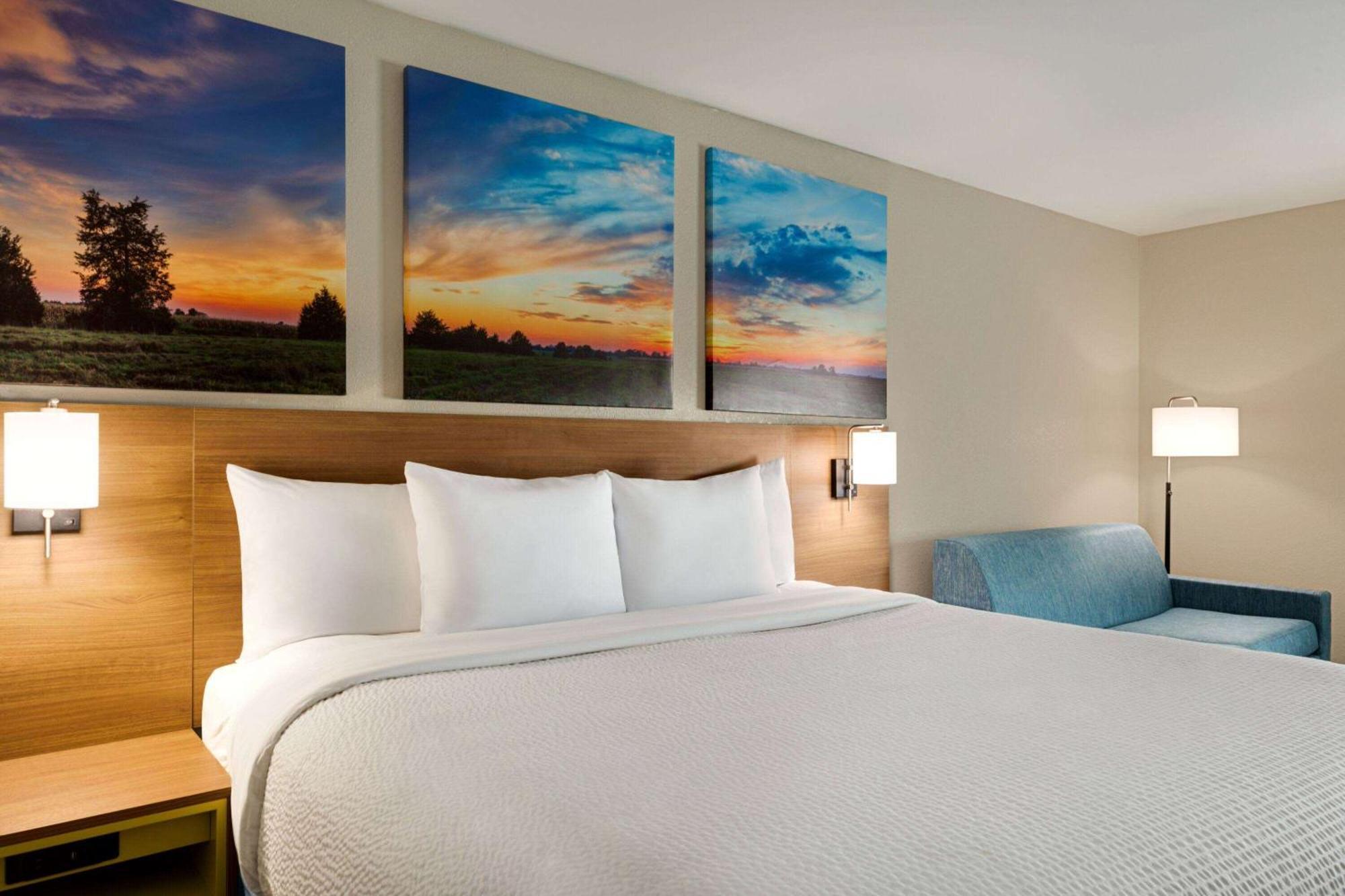 Days Inn By Wyndham Hillsboro Dış mekan fotoğraf