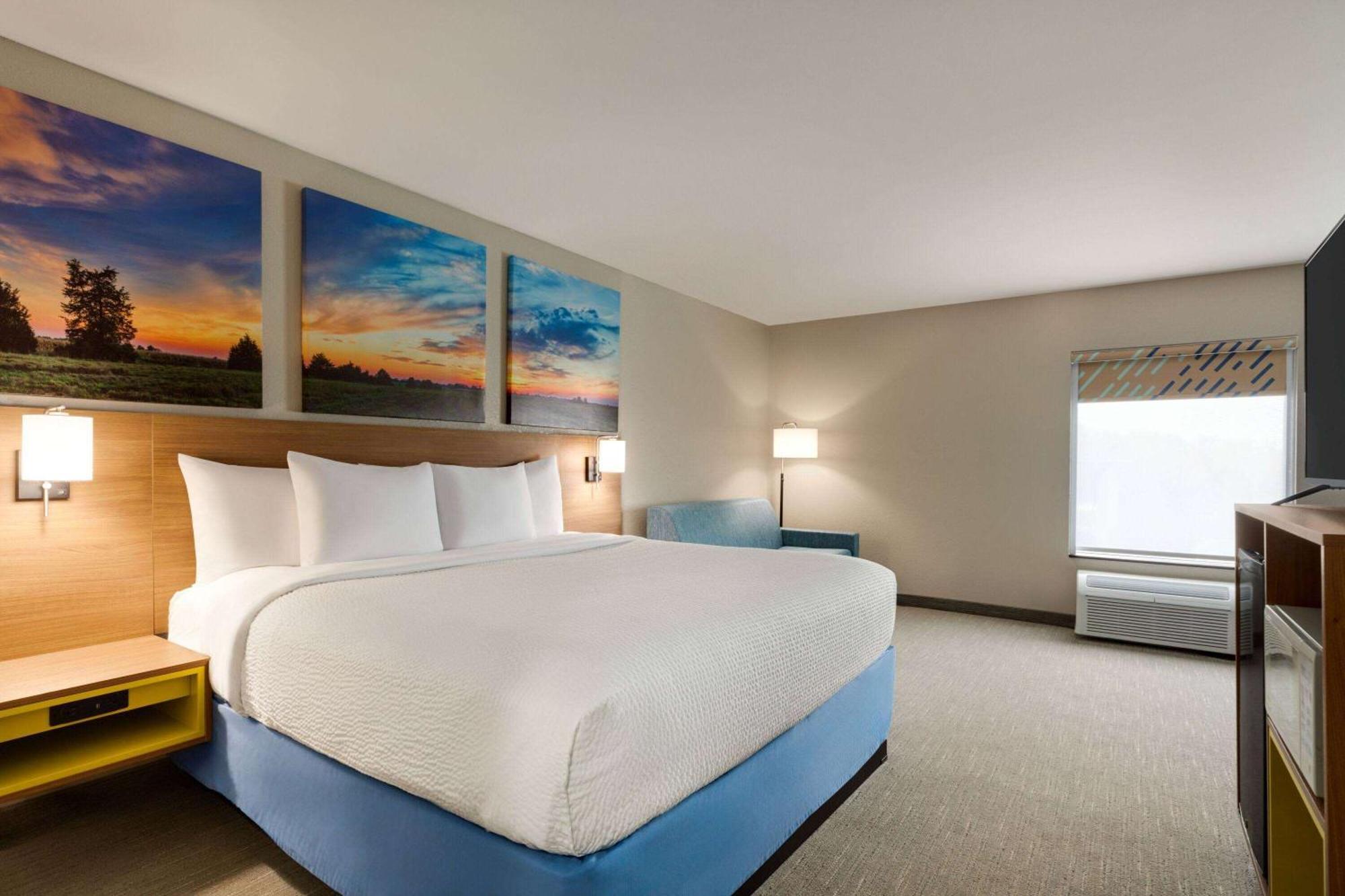 Days Inn By Wyndham Hillsboro Dış mekan fotoğraf